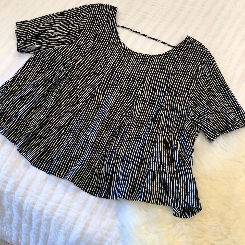 *SOLD* 
Tribal stripe pleated top